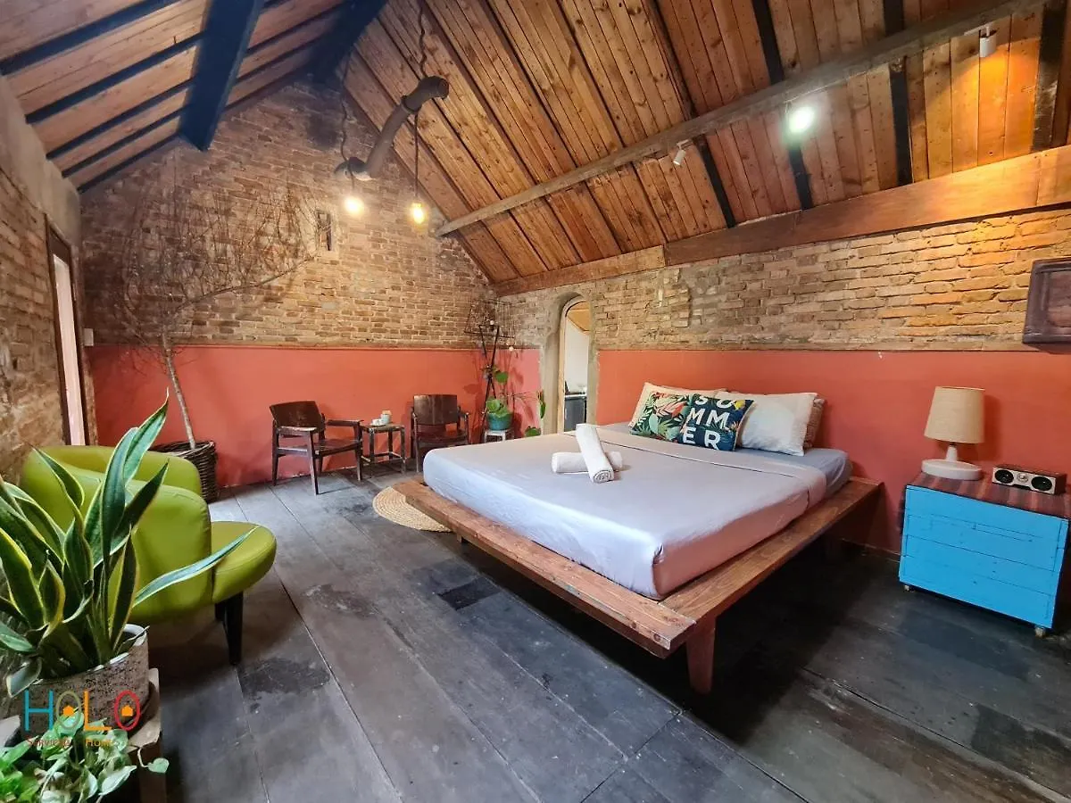 Holo Bato Saigon - Serviced Homestay Ho Chi Minh City Vietnam